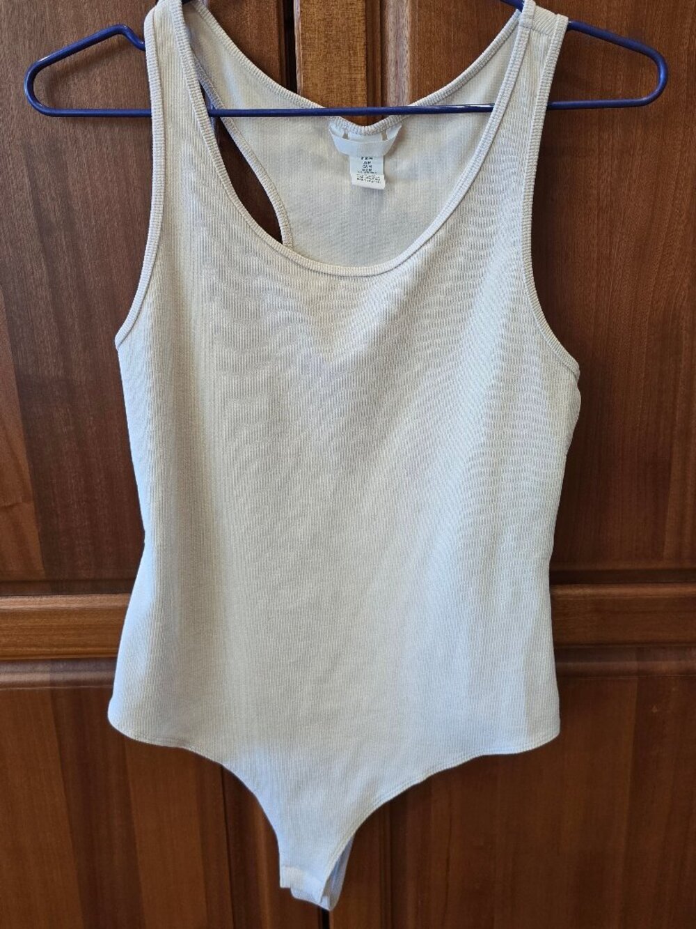 H&M Body ivory white medium stretchy ribbed material